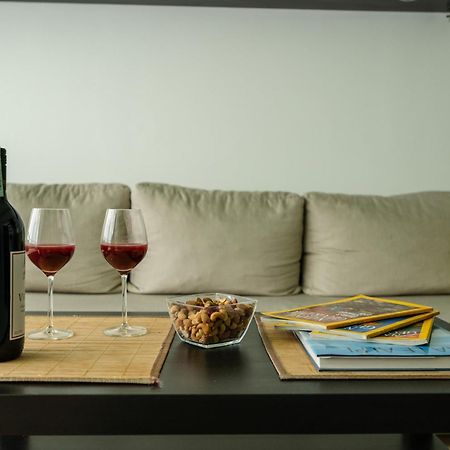 Bright 1Bdr Apartment In The City Center سراييفو المظهر الخارجي الصورة
