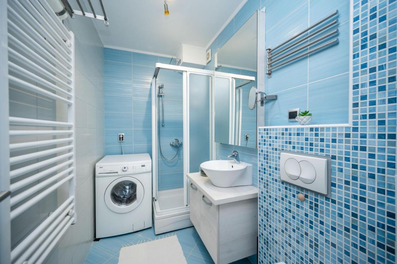 Bright 1Bdr Apartment In The City Center سراييفو المظهر الخارجي الصورة