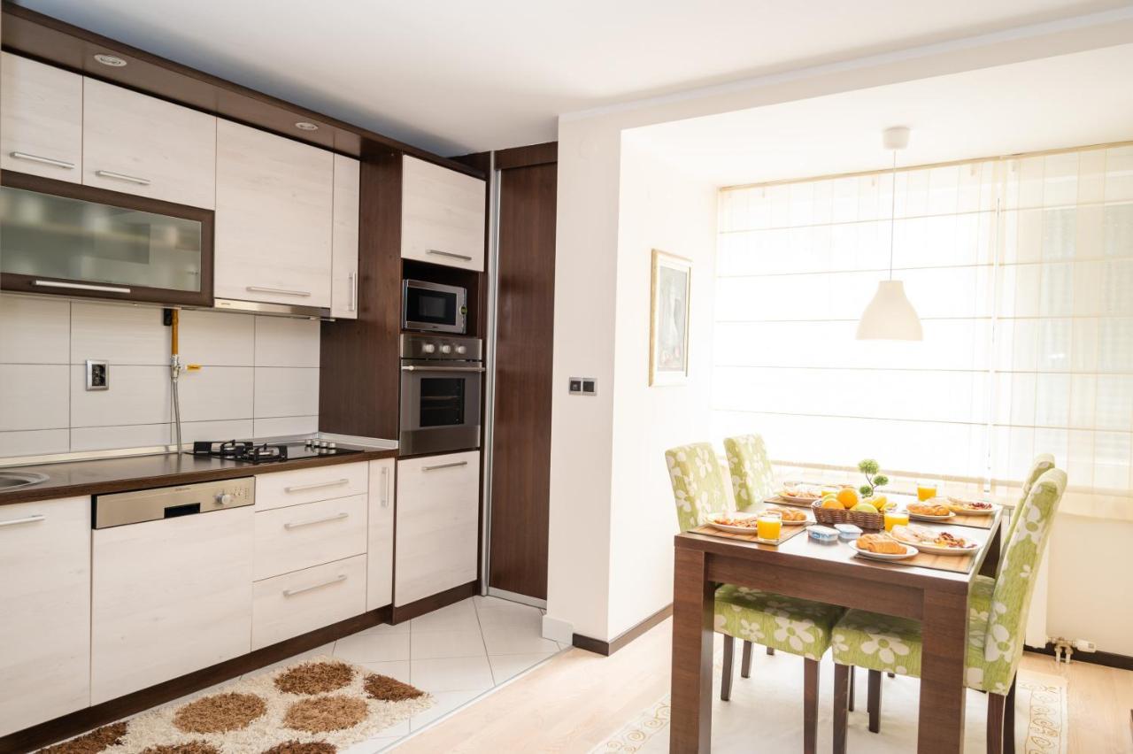 Bright 1Bdr Apartment In The City Center سراييفو المظهر الخارجي الصورة